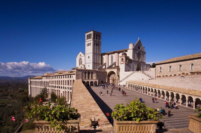 TOUR DELL'UMBRIA 2022